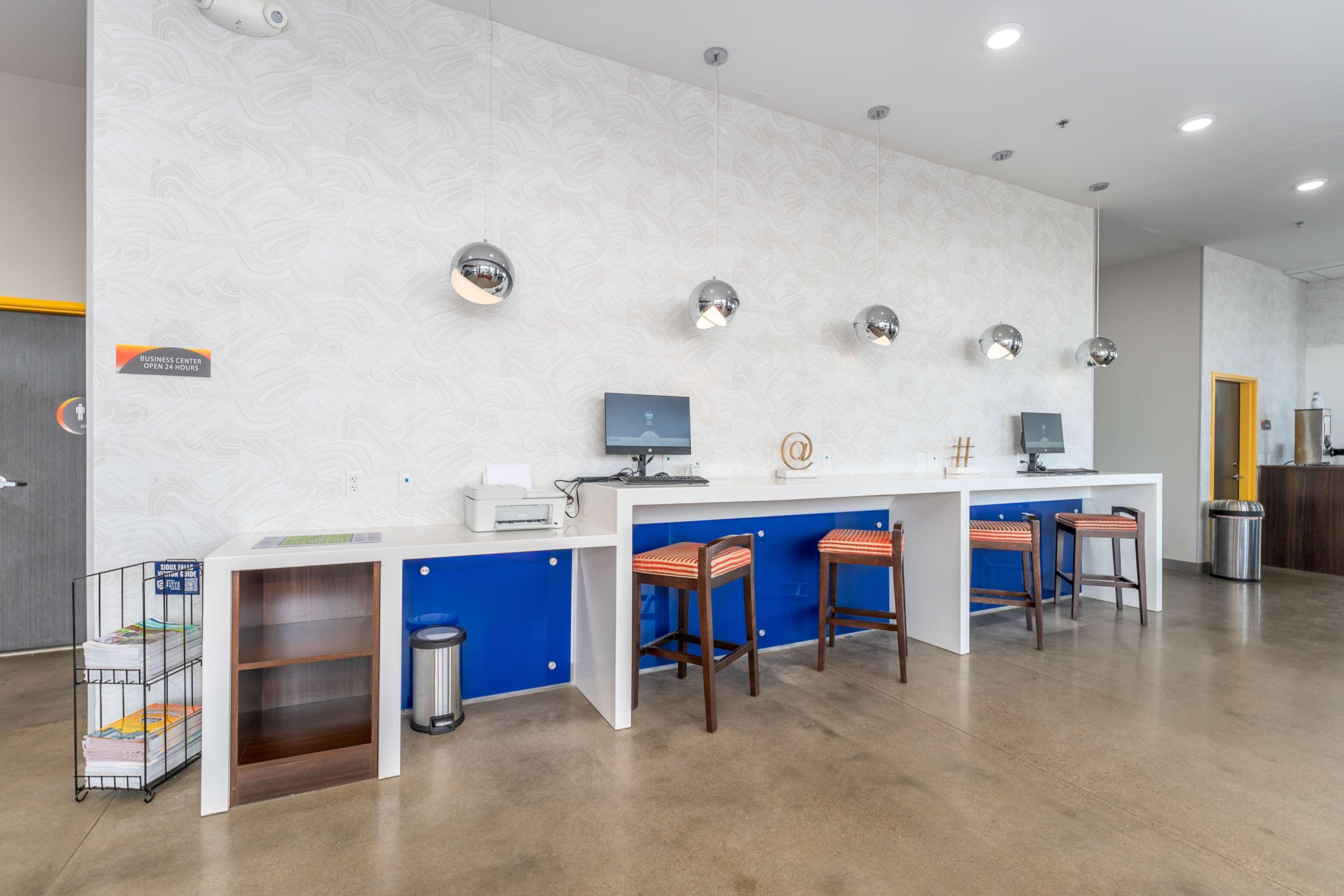 Glo Best Western Dawley Farms In Су-Фолс Экстерьер фото